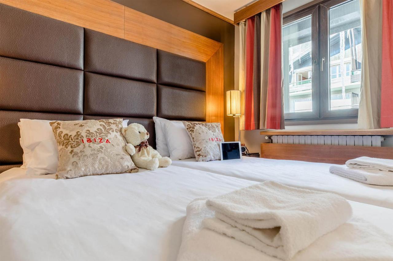 Madame Vacances Hotel Ibiza Λε Ντεζ Αλπ Εξωτερικό φωτογραφία